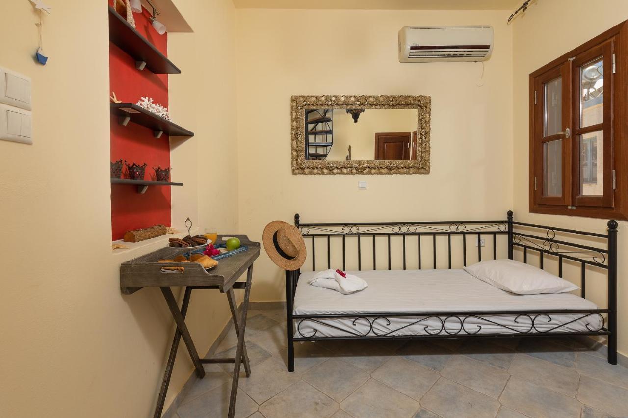 Coralli House Chalki Town Exterior photo