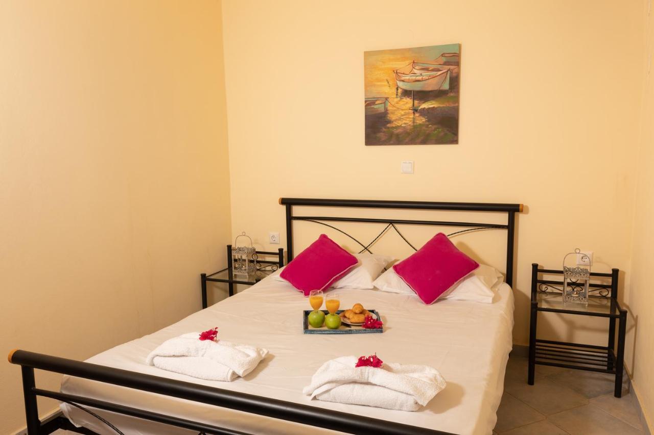 Coralli House Chalki Town Exterior photo